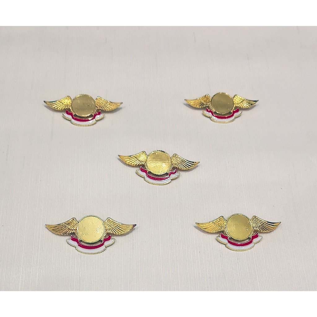 CUSTOM LOGO PIN/BROS/LENCANA BENTUK WINGS - KUNINGAN